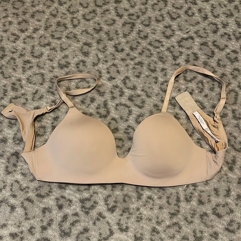 VS wireless 38 B bra
